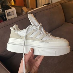Ivy Park x Adidas Super Sleek Icy Park Sneaker size 7